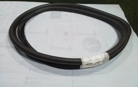 Opel Insignia A Front door rubber seal