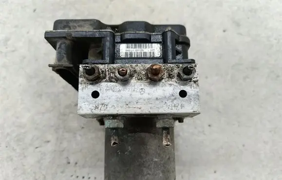Mercedes-Benz A W169 ABS Pump A0054319512