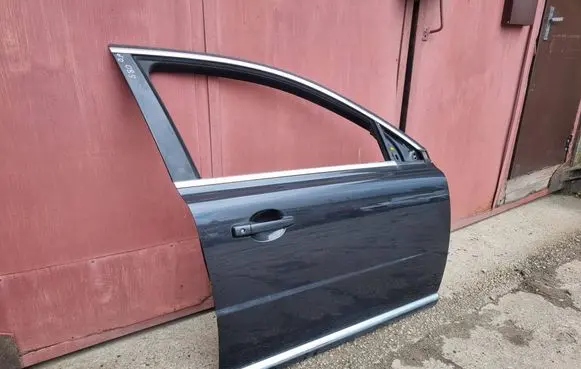 Volvo S80 Front door