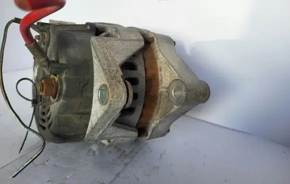 Opel Tigra A Generator/alternator SA528