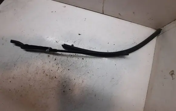 Volkswagen PASSAT B5.5 Front wiper blade arm 3B1955410B