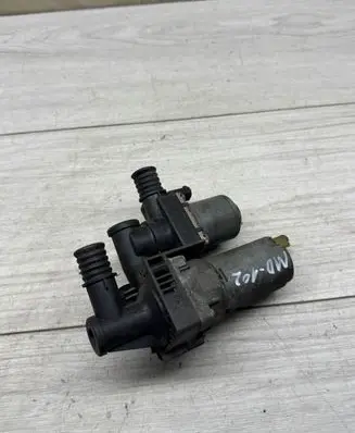 BMW 3 E90 E91 Coolant heater control valve 64118369807 1147412149