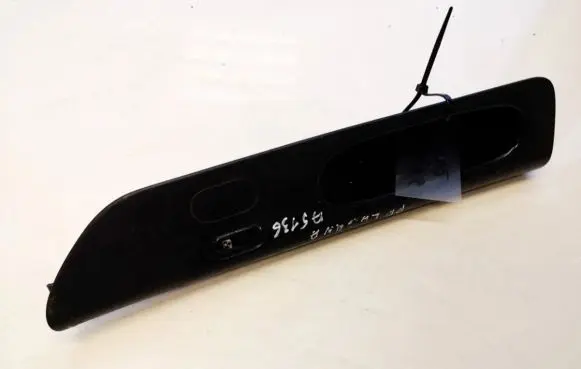 Renault Laguna I Electric window control switch 7701672458e 7700822334