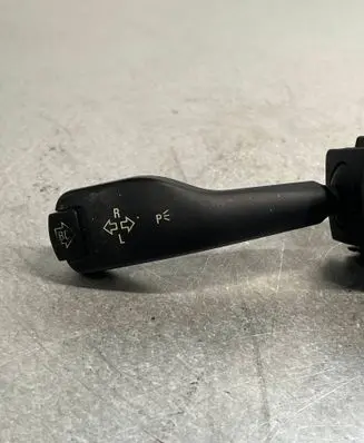 BMW 3 E46 Indicator stalk 8363668M