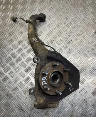 Nissan Navara D40 Front wheel hub