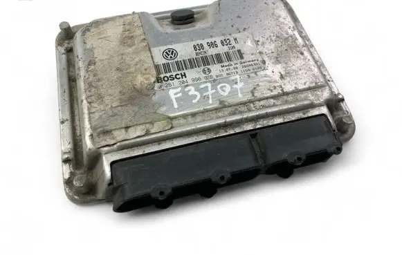 Seat Arosa Engine control unit/module ECU 030906032M 0261204996