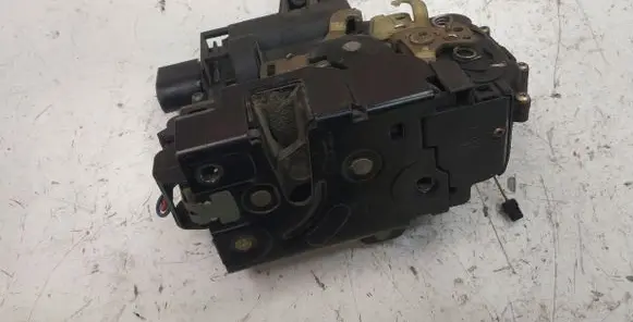 Seat Leon (1M) Front door lock 