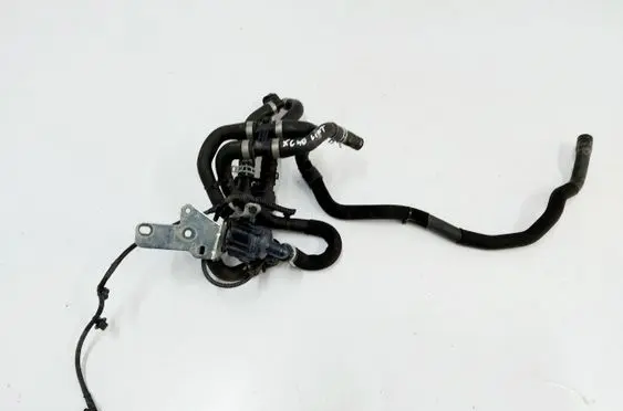 Volvo XC40 Electric auxiliary coolant/water pump 32324819