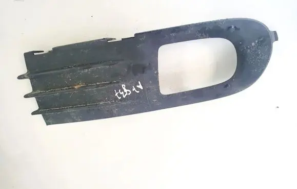 Volvo V50 Front bumper lower grill 30655884