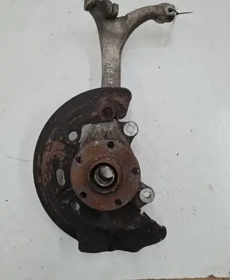 Audi A8 S8 D3 4E Front wheel hub
