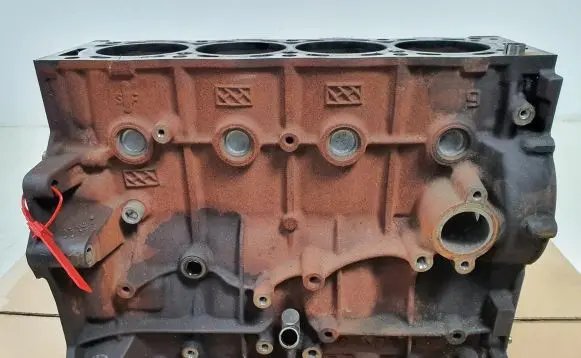 Volvo V50 Engine block D4204T