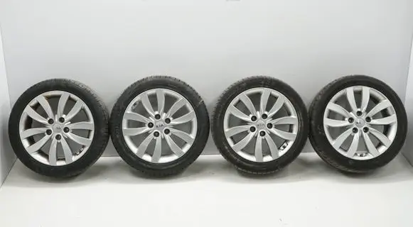 KIA Carens III R17 alloy rim OM52910A4250