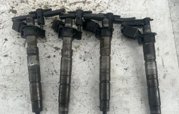 BMW 1 F20 F21 Fuel injectors set 0445116024