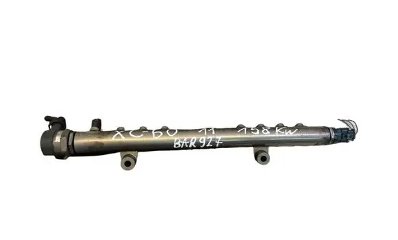Volvo XC60 Fuel main line pipe 30777759 0445215025