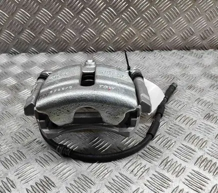 Volkswagen Tiguan Front brake caliper 8V0615124D