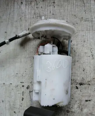 Opel Corsa E In-tank fuel pump 13436579