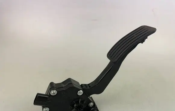 Subaru Outback (BS) Accelerator throttle pedal 36010AL090
