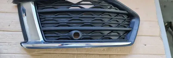 Audi A6 S6 C8 4K Front bumper lower grill 4K0807681C