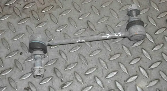 Front anti-roll bar/stabilizer link