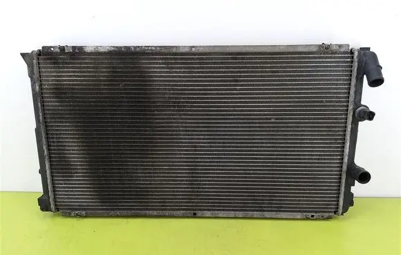 Renault Master II Coolant radiator
