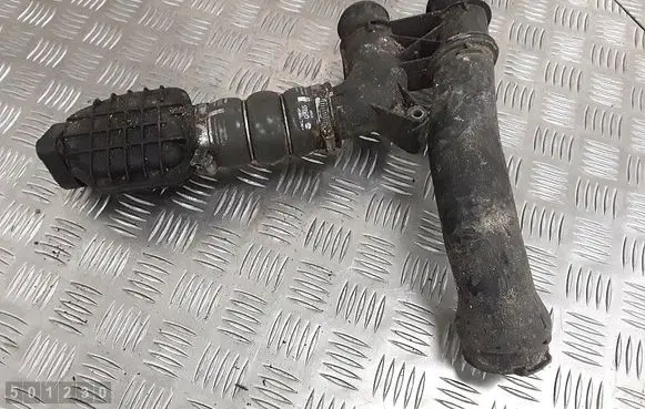 Citroen C4 Cactus Air intake hose/pipe 967856180 1094030s01 1094028s01