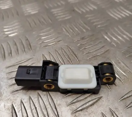 Volkswagen Touareg I Airbag deployment crash/impact sensor 7L0909606B