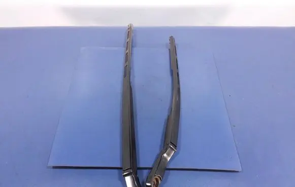 Audi A8 S8 D4 4H Front wiper blade arm 3392125891