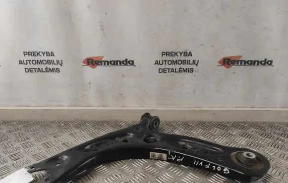 Volkswagen Golf VII Front lower control arm/wishbone 5Q0407151J