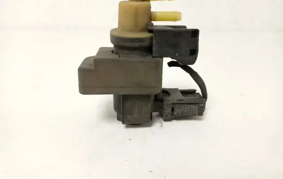 KIA Sportage Turbo solenoid valve 351202A900