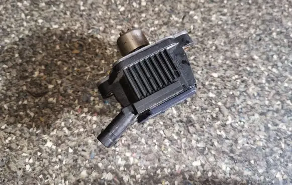 Seat Ateca Camshaft vanos timing valve 04E906048A