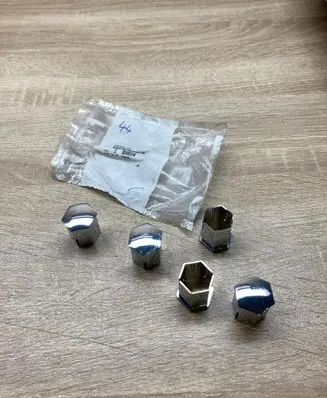 Peugeot 307 Wheel nut cap/cover 540811
