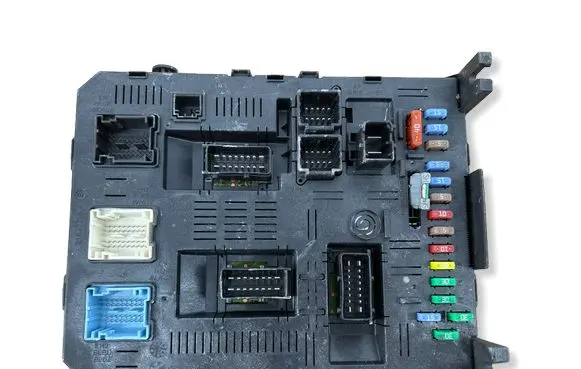 Citroen C4 I Picasso Fuse module 216761594