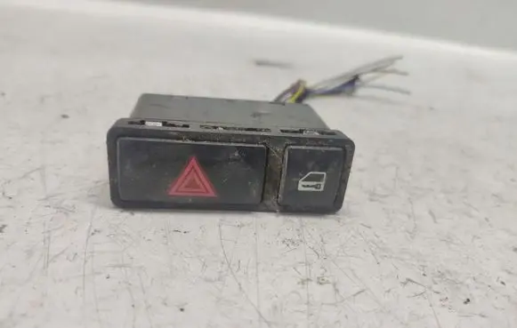 BMW 3 E46 Hazard light switch