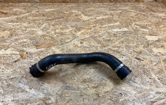 Mercedes-Benz C W205 Engine coolant pipe/hose A2055017584