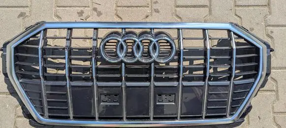Audi Q3 F3 Front bumper upper radiator grill 83A853651E
