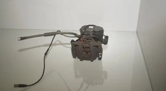 Rear brake caliper