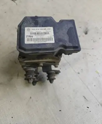 Volkswagen PASSAT B7 ABS Pump 3AA614109BK 17654070 54085622V