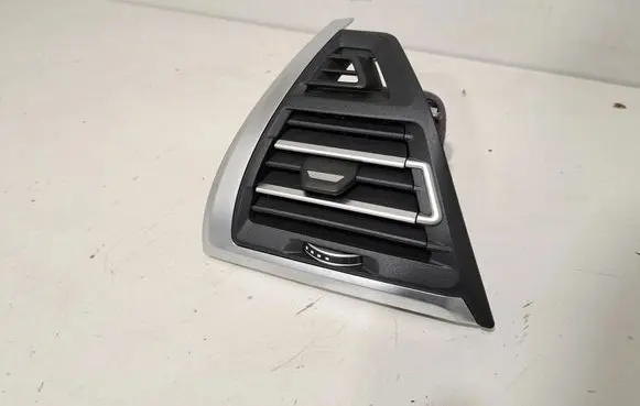 BMW X3 G01 Dashboard air vent grill cover trim 5A3BB10 9871599