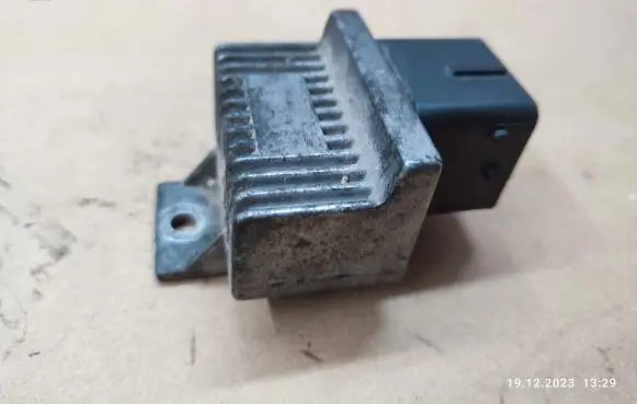 Renault Scenic III - Grand scenic III Glow plug pre-heat relay