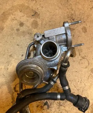 Peugeot 308 Turbo 9810681380 354011 SBR05393