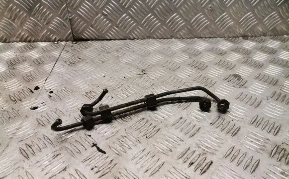 Volkswagen Transporter - Caravelle T4 Fuel injector supply line/pipe 