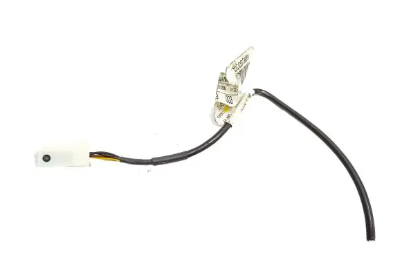 Mercedes-Benz R W251 AUX in-socket connector A2515408409 15483939 Z6230339