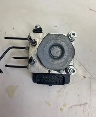 Nissan Qashqai ABS Pump 476604EA1E 170204727 269829