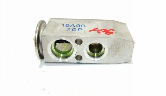Nissan Qashqai Air conditioning (A/C) expansion valve 10A007GP