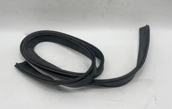 Porsche 911 Engine compartment rubber 91150411102 C012003A4