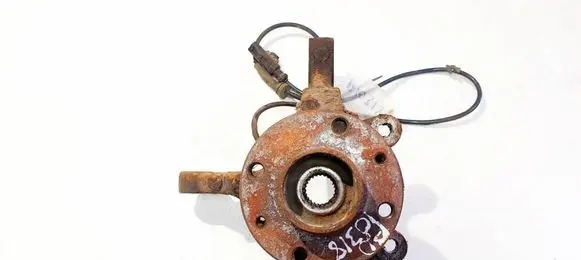 Front wheel hub