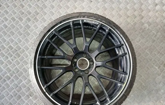 Mercedes-Benz C AMG W205 R20 alloy rim 