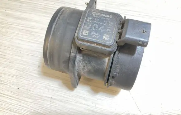 Mercedes-Benz C W204 Mass air flow meter A6510900048