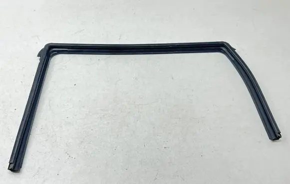 Nissan Note (E12) Rubber seal rear door window/glass 862JTE1 J02C 17690