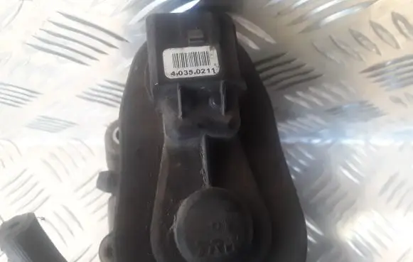 Volvo XC70 Rear brake cylinder 40350211